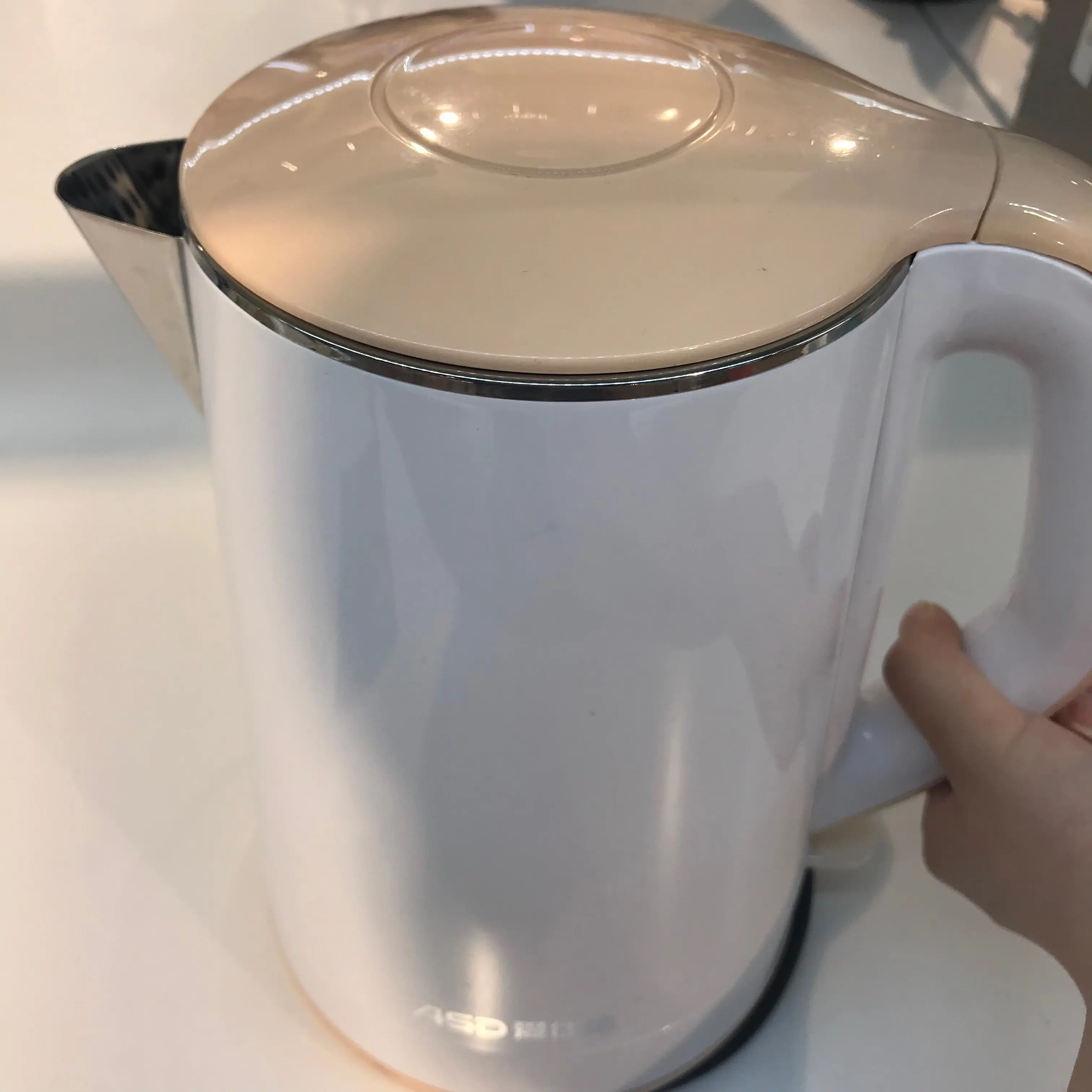 家居好物推荐:爱仕达家用保温真空大容量304不锈钢暖水壶测评