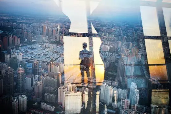 所以,你渴望事业上的成功,你一路奋发打拼