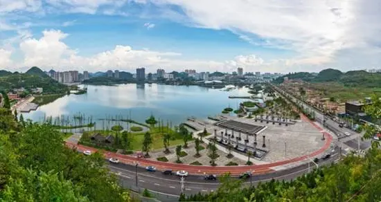 安顺经开区文旅康养产业招商推介会首站走进重庆