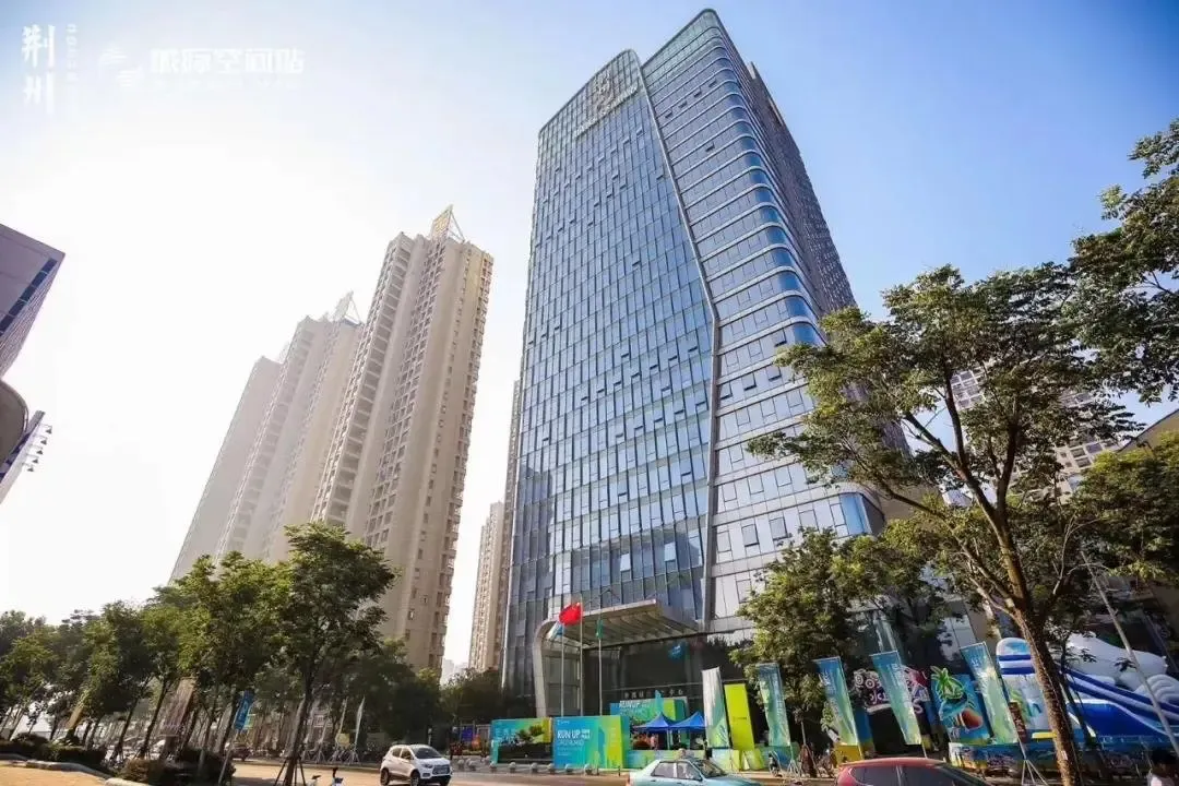 绿地铭创中心作为荆州的商务地标,代言荆州的城市形象,通过本次活动