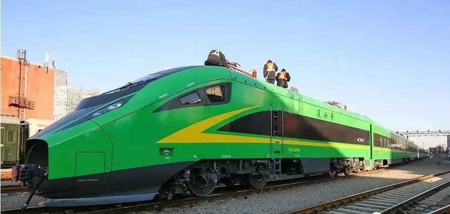 绿巨人动车组现身宁启铁路南通段时速160kmh有望直达南京