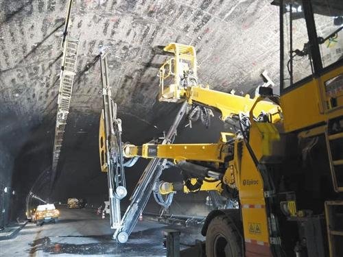 甬台温高速猫狸岭隧道紧急抢修 预计9月7日恢复正常通行