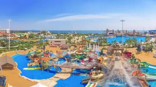 鼎龙集团,恒大旅游集团,华侨城,融创中国等共获"2019中国文旅地产10强