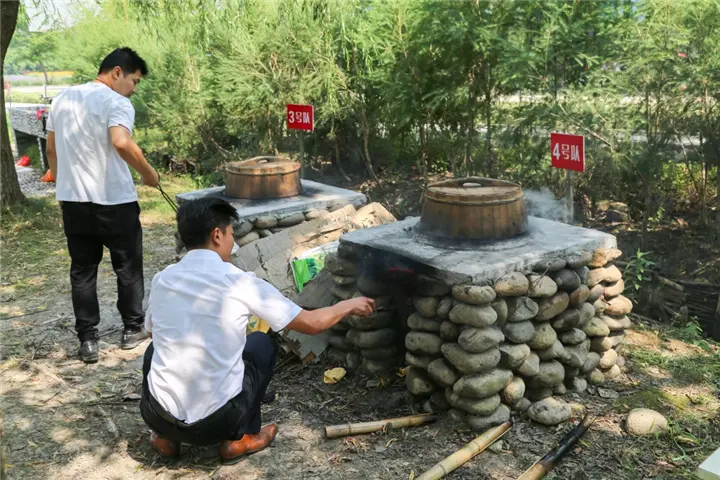 咱们工人有力量！这样的技能比武很好玩的亚子