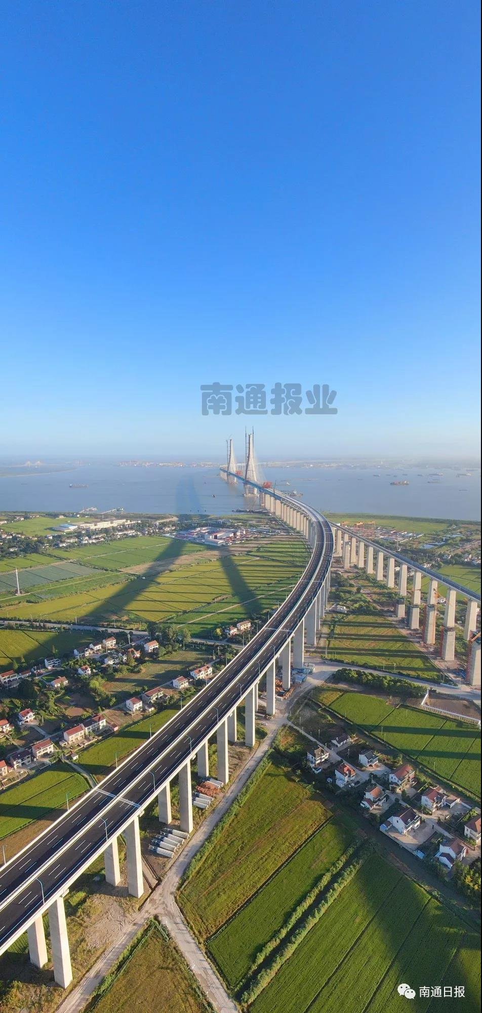 刚刚，沪通长江大桥合龙！