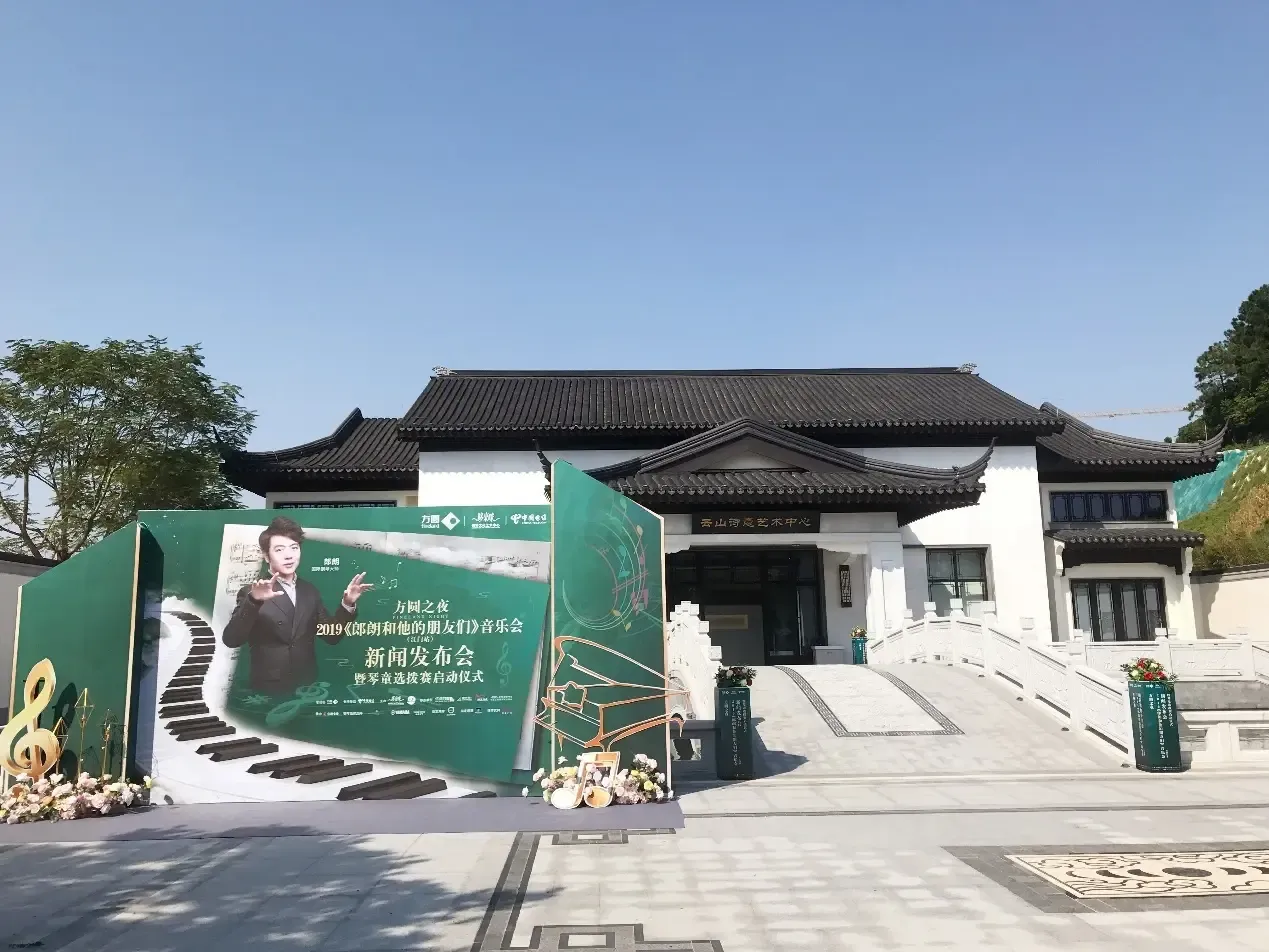 BBBBB曰本BBB护士，BBBBB曰本 BBB 护士引发关注，事件细节曝光，舆论持续发酵，各方回应滞后。