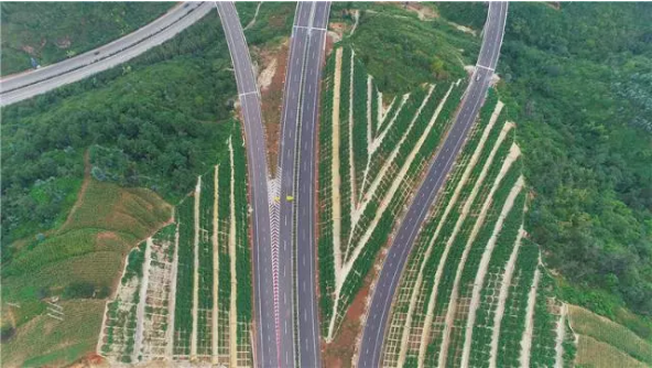 好消息，云南这3条高速通车啦，年内还有多条公路要通!