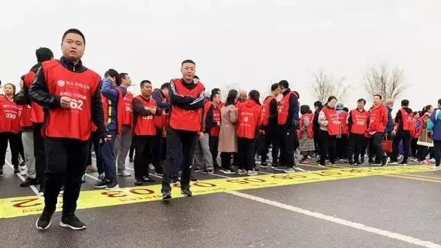 恒大滨河左岸丨张家口宣化“恒大杯”首届全民健身长跑节圆满落幕！