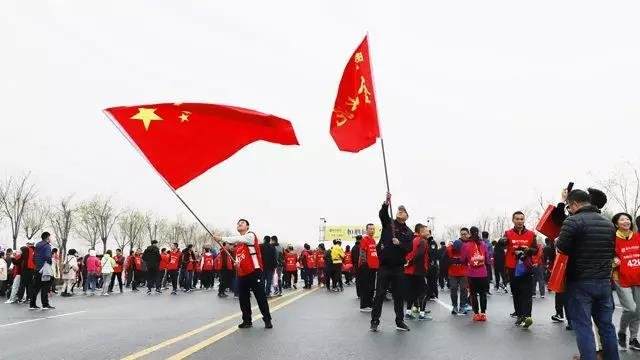 恒大滨河左岸丨张家口宣化“恒大杯”首届全民健身长跑节圆满落幕！