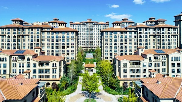 高速绿城理想之城·锦兰园实景图△高速绿城理想之城·百合园实炯图