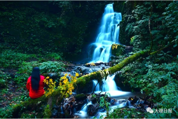 三叠水，秘藏于苍山西坡的网红瀑布