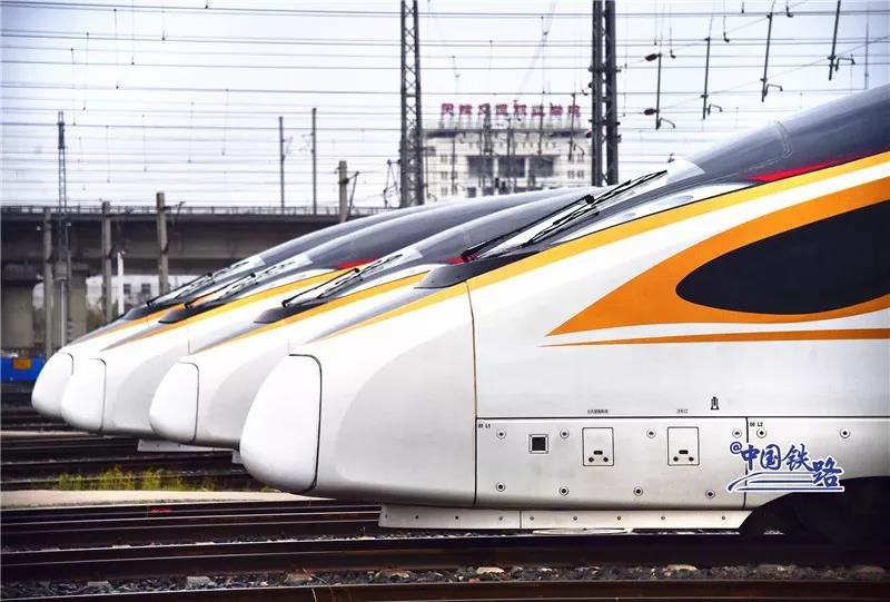 好消息！京张高铁复兴号智能动车组获大奖啦！