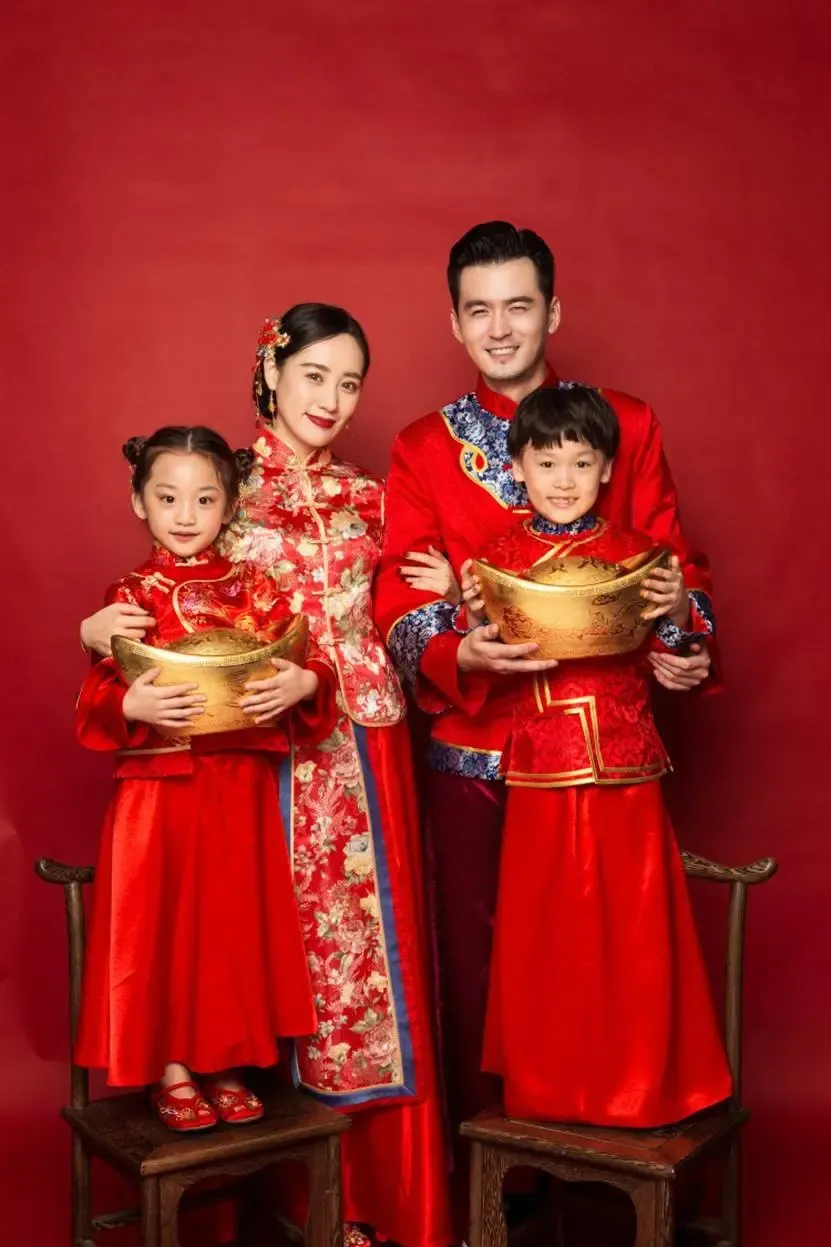 记录美好,家的意义丨平安·御苑为您免费拍摄全家福!