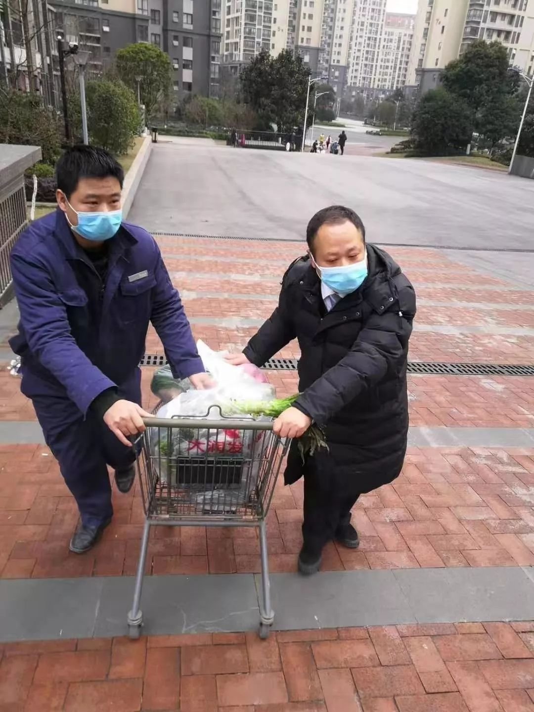 同心战疫，共克时艰丨守护家园，保利在行动