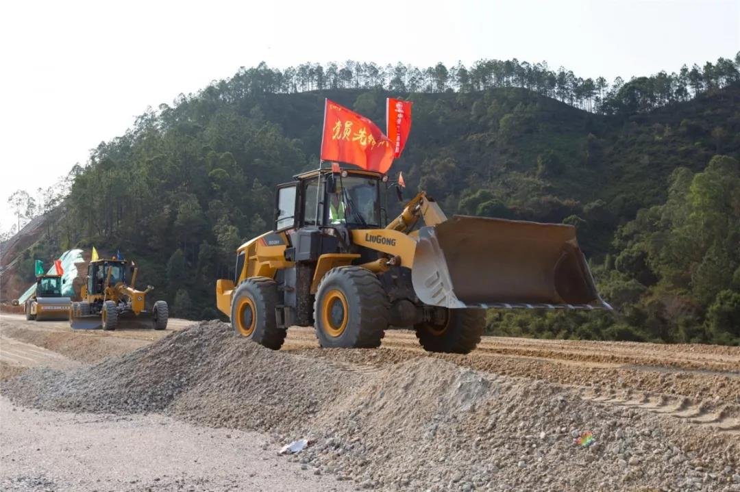 敲重点！紫惠高速项目已复工复产，预计今年年底通车！