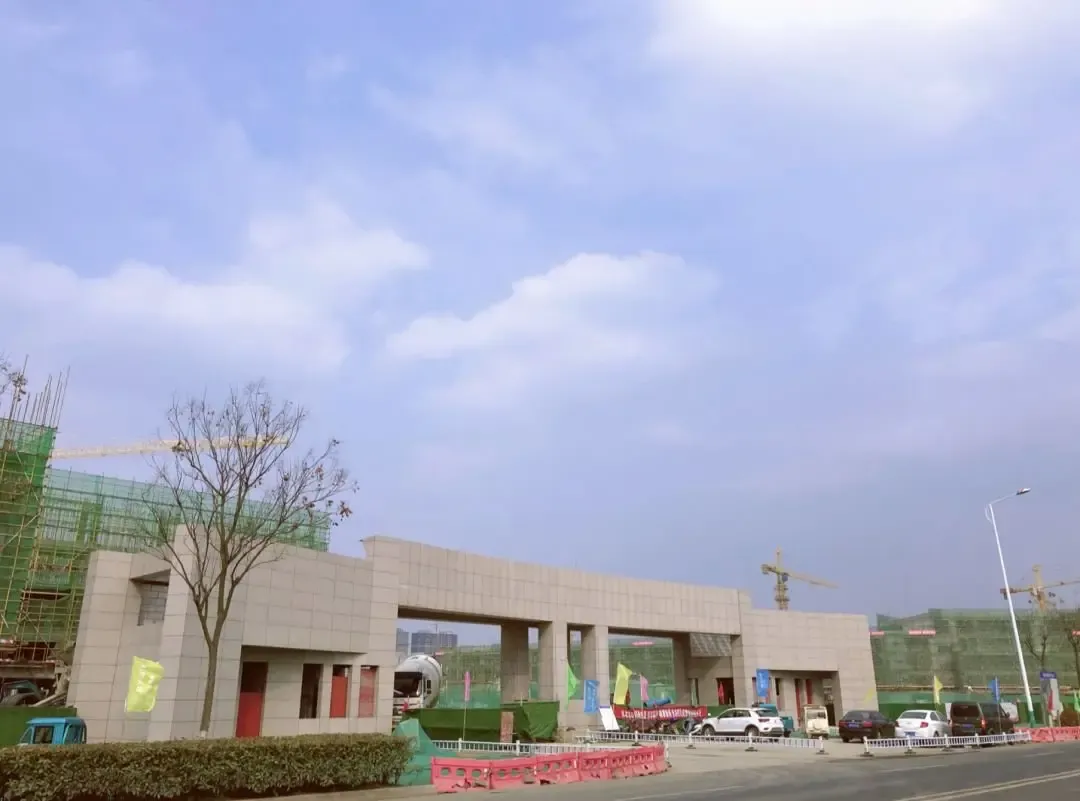 重磅丨熙园隔壁邻居梦溪学校主体已封顶今年9月将迎来首批学生