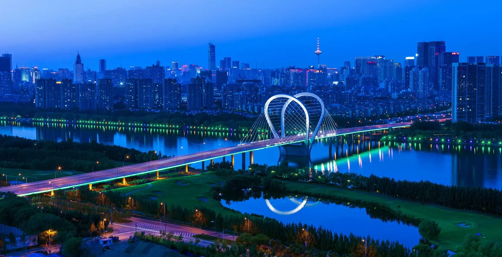 地王入市,谁是长白豪宅之王?