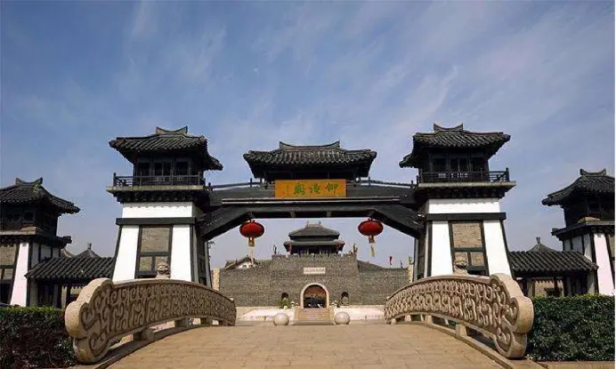 【第2座金茂府计划】跟卢俊一起,3月21日线上发布"府系战略新品"!