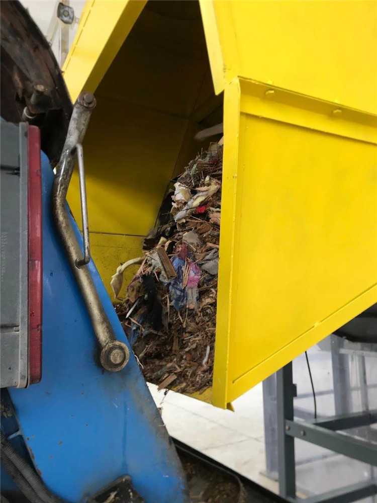 章贡区大件垃圾处理中心投入使用