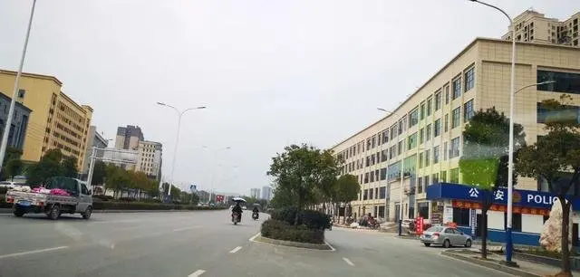 央行降息！购房者迎来买房好时机！