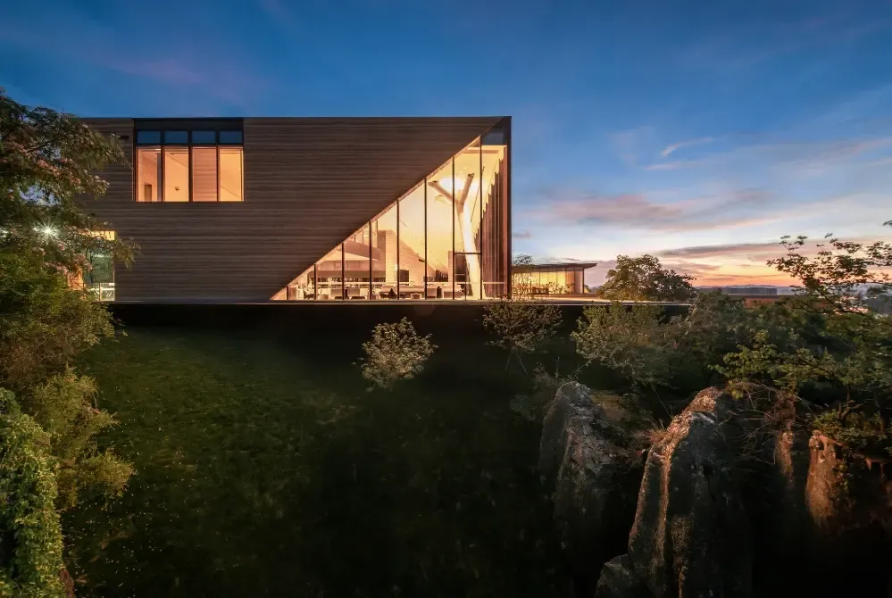 一院容天地悠然见山海滇池半山山海间的稀缺尚品