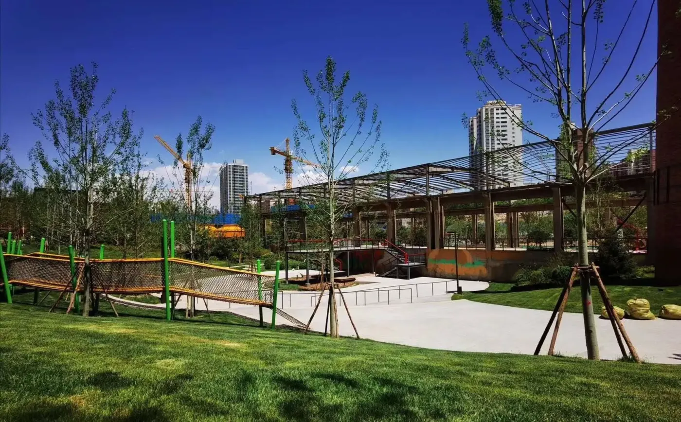 兰州首座公益性工业遗址公园中车拾光公园正式开园