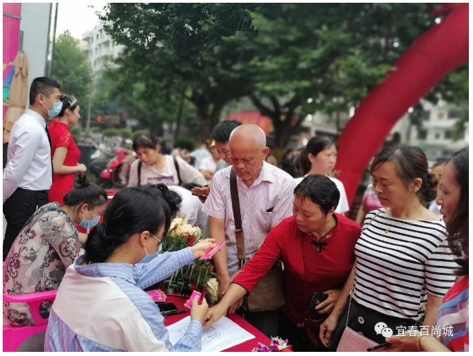 喜封金顶 耀世全城丨宜春•百尚城项目封顶仪式圆满成功