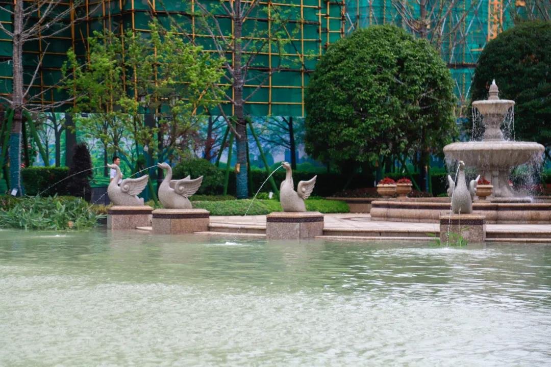 这是什么绝美炫彩喷泉湖景园林，必须打卡！