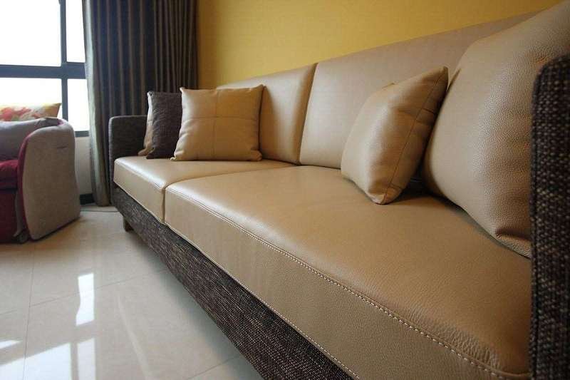 皮质沙发搭配以及色彩选择深圳十大装修公司品牌