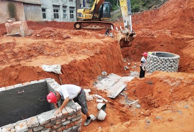 一路连三区 硒都小学门前一新建路拟8月底通车