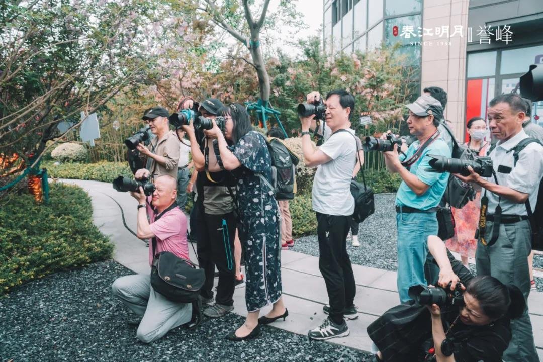 精彩不断！春江明月首届摄影讲座！用镜头记录生活点滴 ！