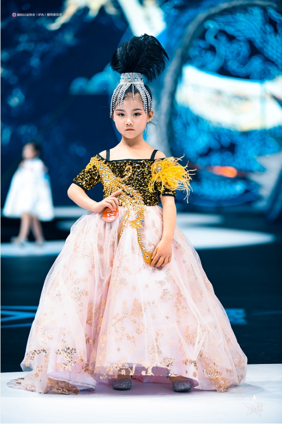 长葛赛区 | 2020“完美童模”国际少儿模特大赛震撼来袭，在这里遇见更闪耀的自己！