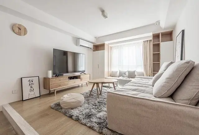 92㎡原木 白色北欧风格家,即使再过10年也不过时,经典耐看