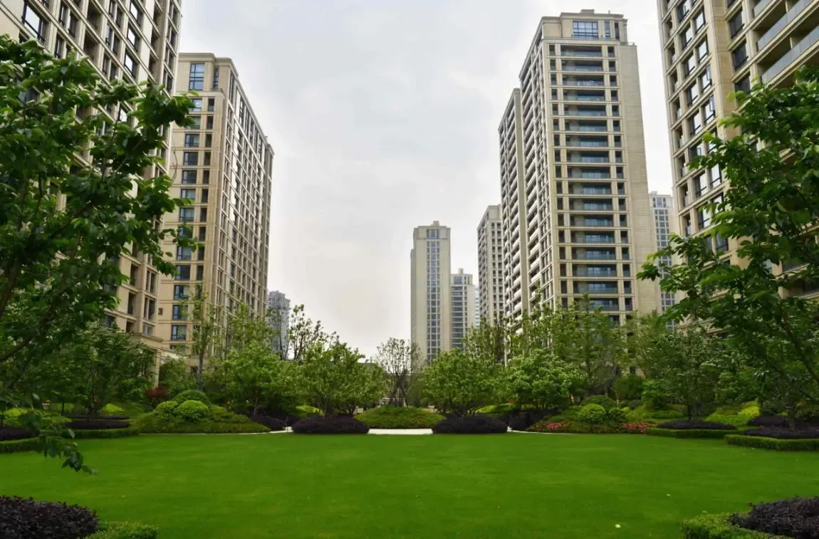 烟台媒体"零距离"品鉴绿城之旅圆满落幕