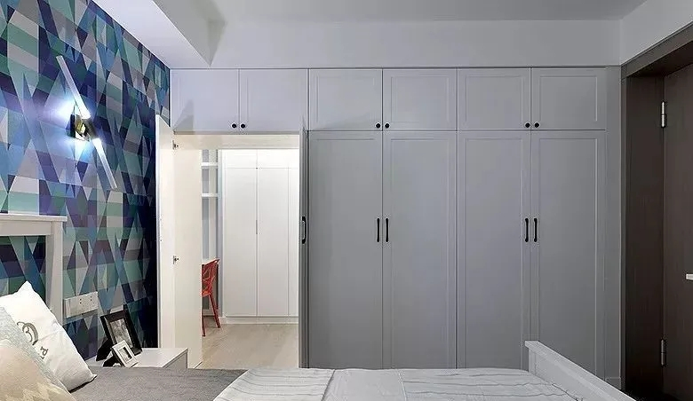 衣柜这样设计，你家还能多挂100件衣服！