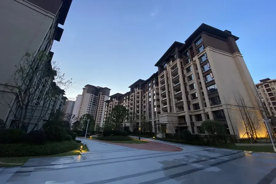 中铁悦龙南山景观展示区开放