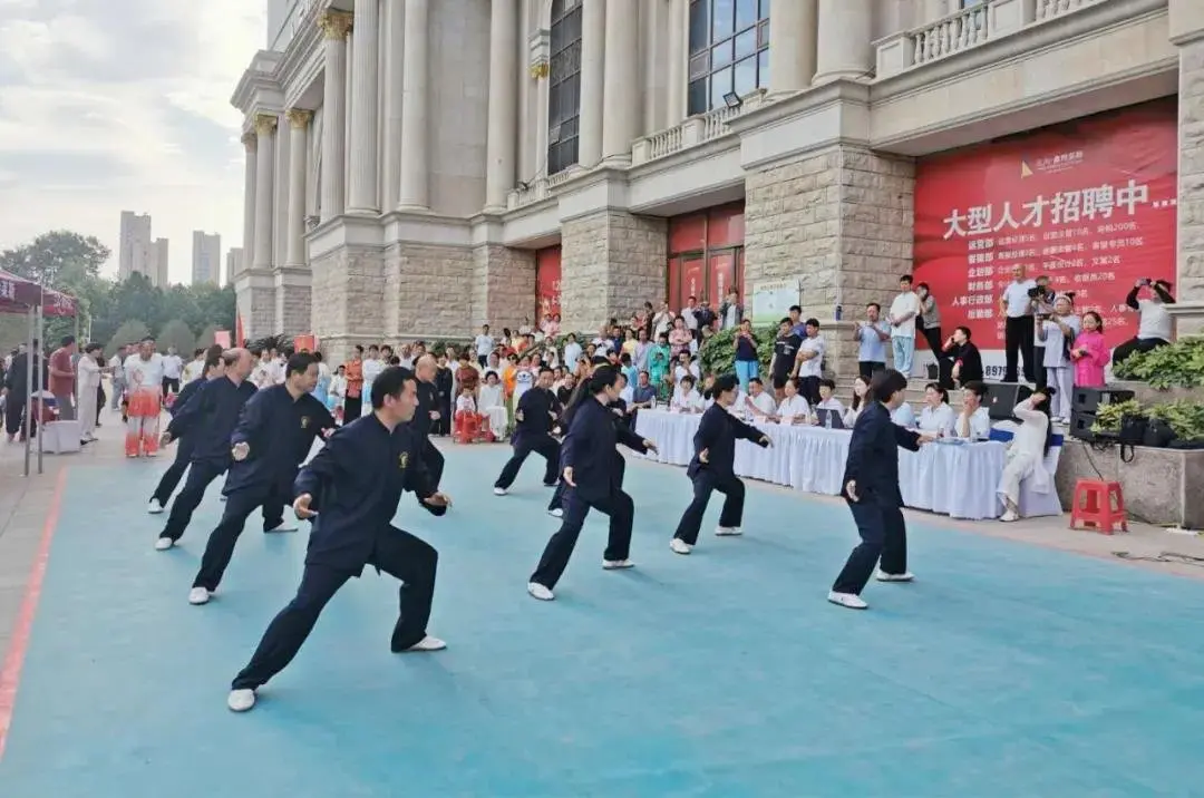 2020年迎国庆“东健杯”心意六合拳、太极拳交流大会圆满成功举办！