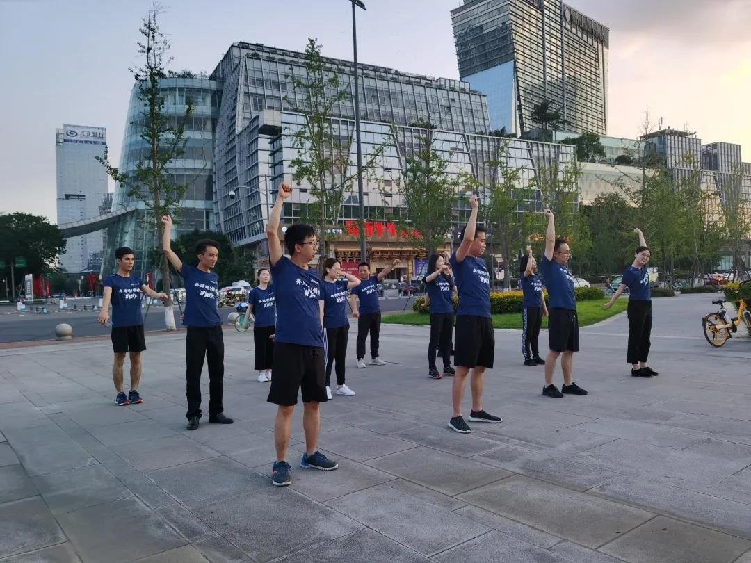 领地 | 疾风向秋 引领健康生活