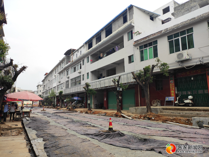 章贡区沙石圩镇提升改造进展顺利 预计今年11月完工