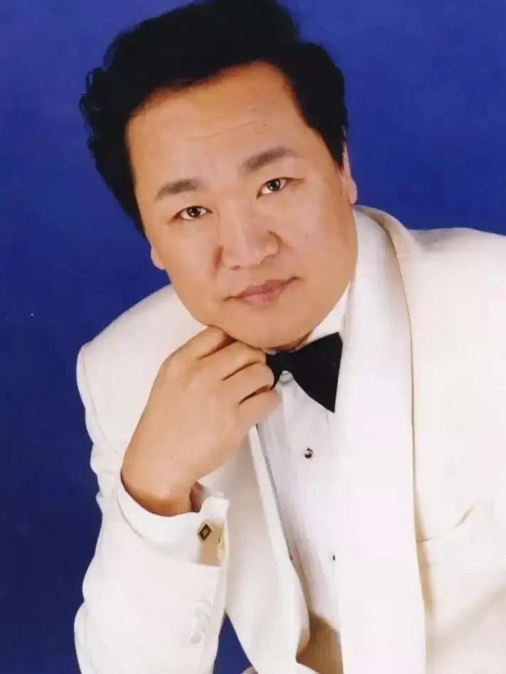 著名口技表演艺术家范炳强( 青年歌唱演员  张帆宇)(中国男高音歌唱家