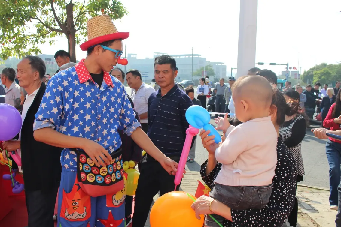 郡临江城 悦起新篇|10月1日郡悦府临展中心盛大开放