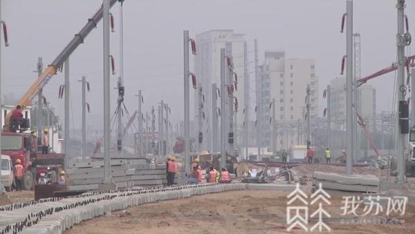 致敬！连徐高铁建设者们国庆仍奋战一线，确保年底通车！