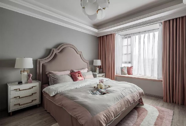 128平的美式轻奢风三居室，灰色和粉色结合！这也太美了！