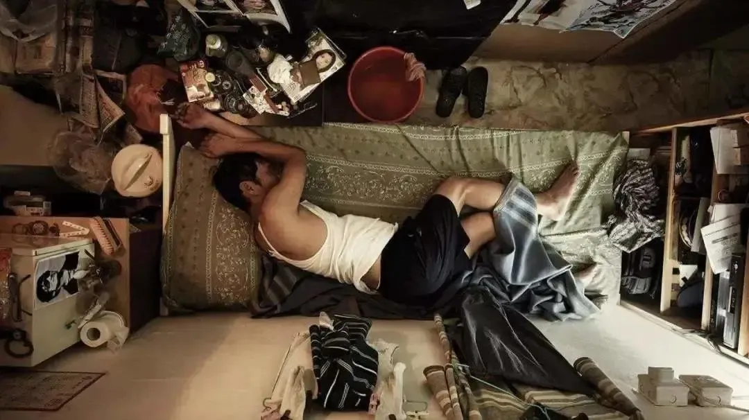 梦想置业说 | 当代青年人的辛苦与困境,是否有你的缩影