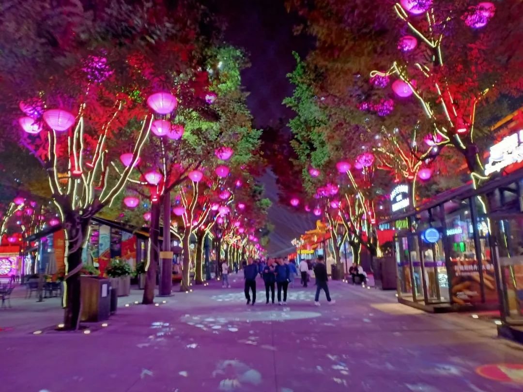 解码西安大唐不夜城：用做乐园、做秀场的思路来打造商业街区