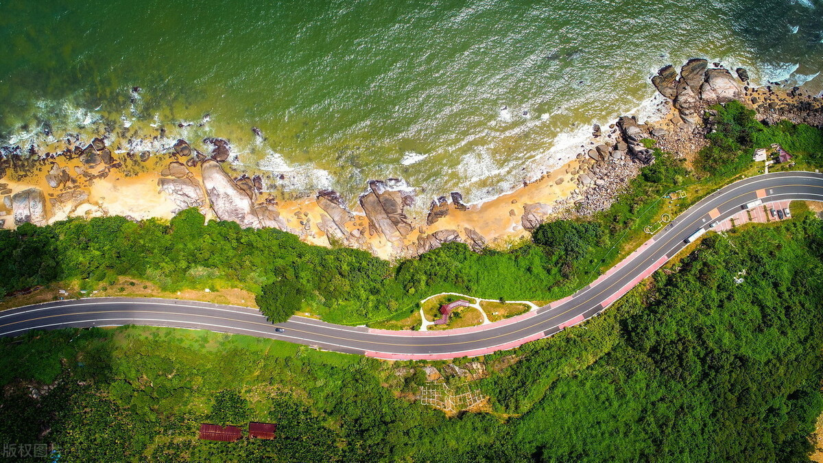 万宁日月湾最美公路图片