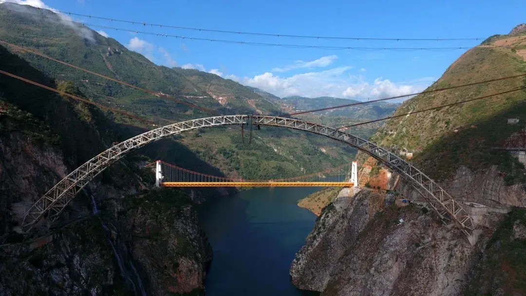 大瑞鐵路保瑞段開始架樑建成後大理至瑞麗僅需2個多小時