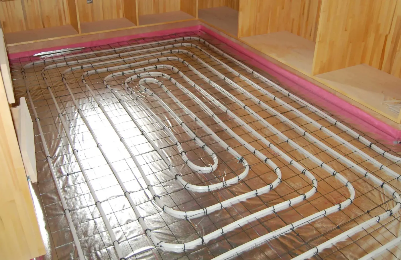 我就用电地暖比水地暖费用低舒适度也不差凭啥都说它不好