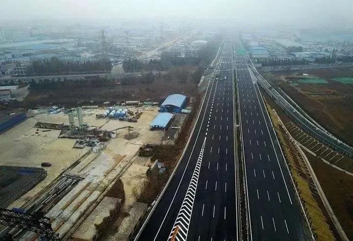山东省中部东西向大通道——青兰高速改扩建工程即将竣工通车