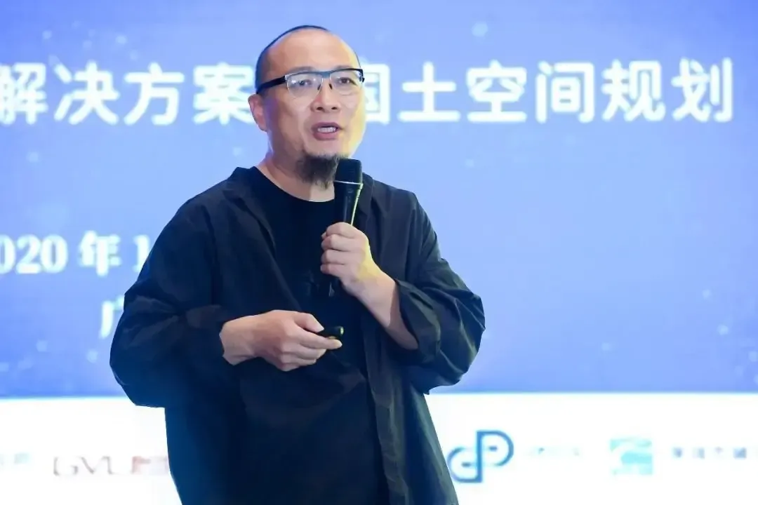 不种植物的公园庞伟广州土人景观顾问有限公司首席设计师庞伟庞伟先生